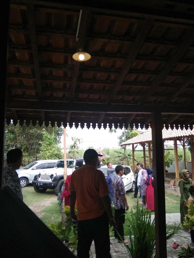 Rumah Limas Guest house *
